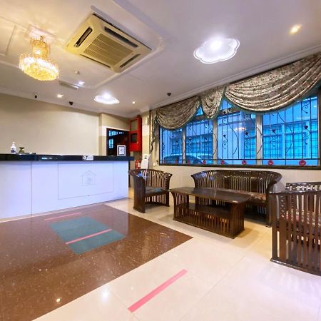 Mr Hotel Nusa Bestari Skudai Eksteriør bilde