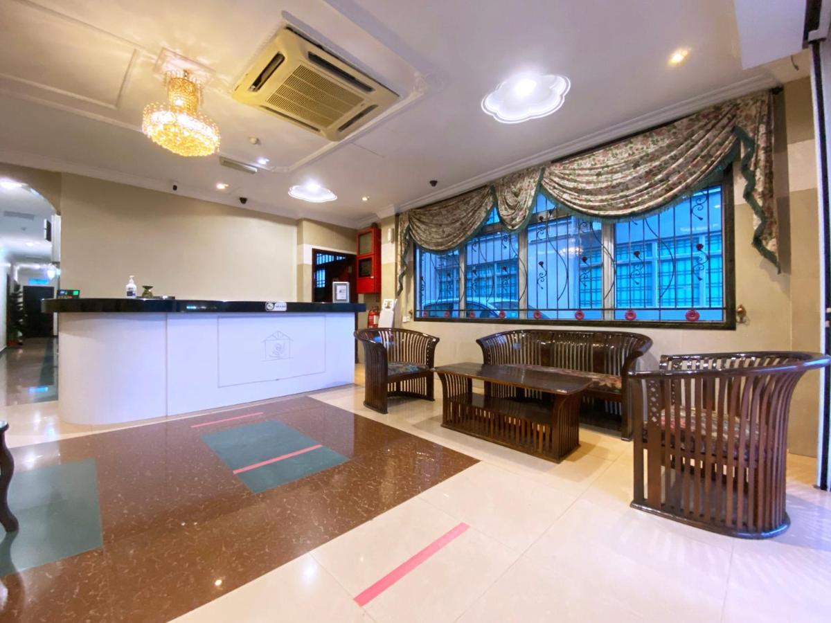 Mr Hotel Nusa Bestari Skudai Eksteriør bilde
