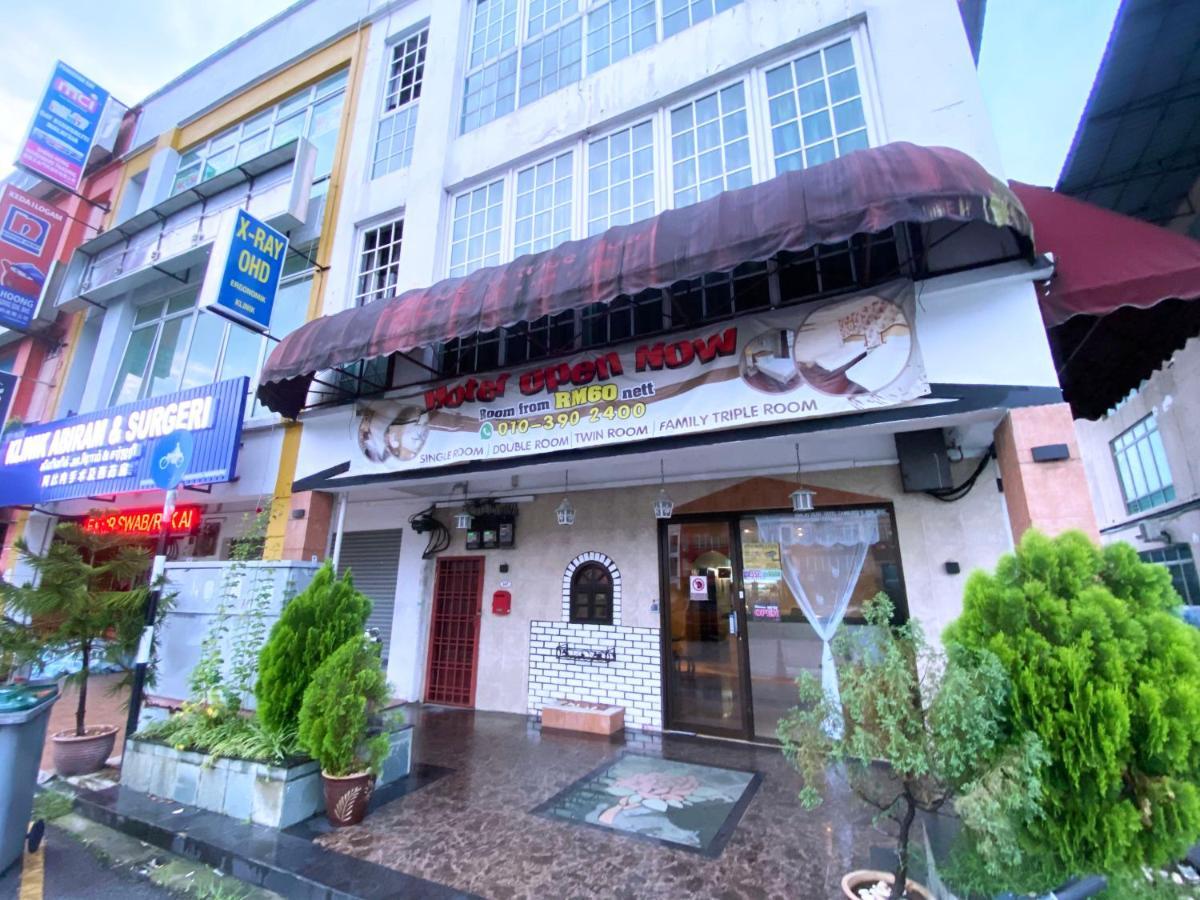 Mr Hotel Nusa Bestari Skudai Eksteriør bilde